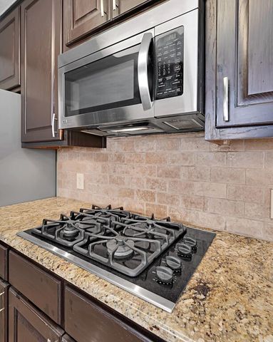 911 Fairway Road, Woodway, TX 76712