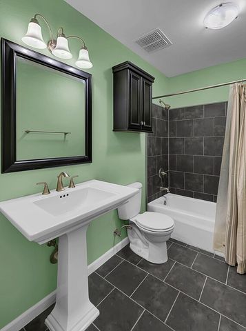 911 Fairway Road, Woodway, TX 76712