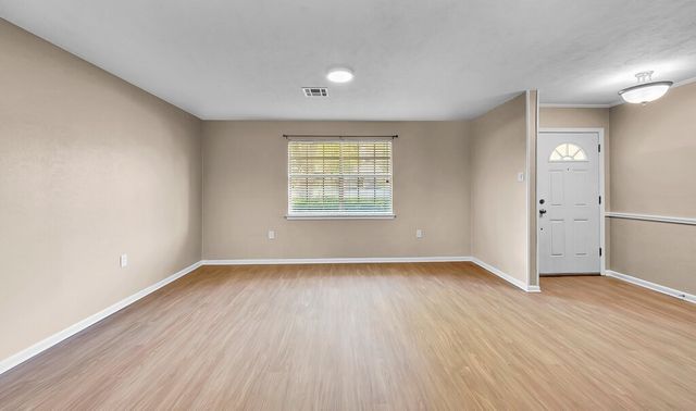 911 Fairway Road, Woodway, TX 76712