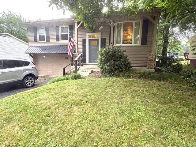 7994 Anderson Avenue NE, Warren, OH 44484