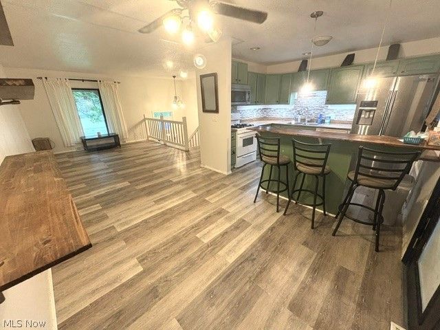 7994 Anderson Avenue NE, Warren, OH 44484