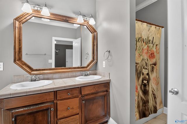 112 Fawn Forest Drive, New Market, AL 35761