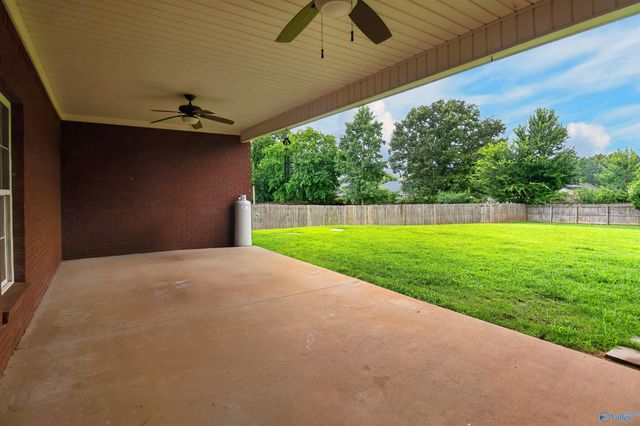 112 Fawn Forest Drive, New Market, AL 35761