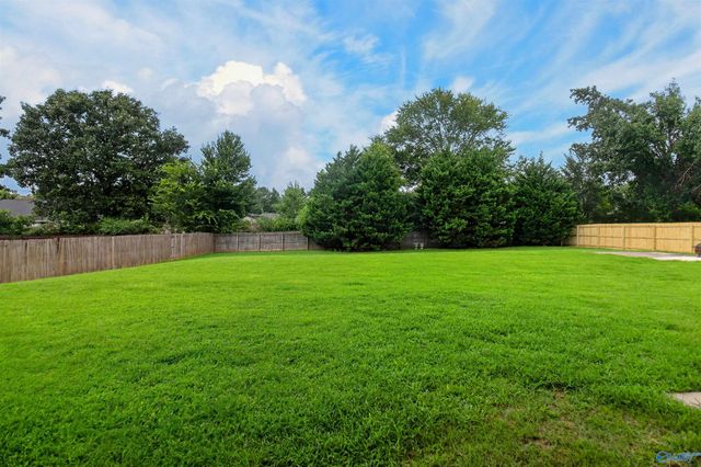 112 Fawn Forest Drive, New Market, AL 35761