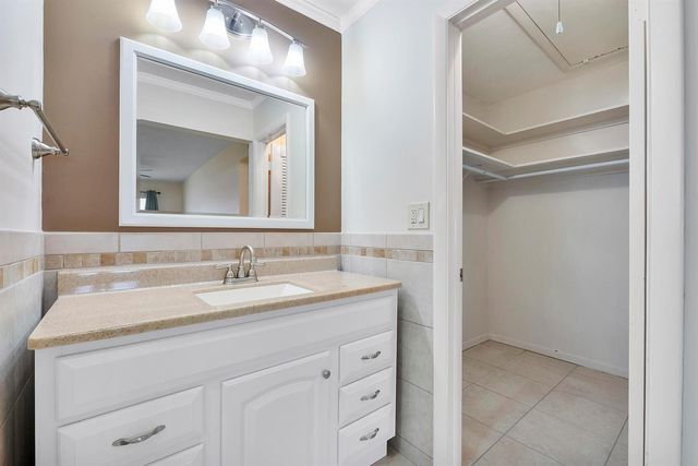 212 W High Point Terrace W A, Delray Beach, FL 33445