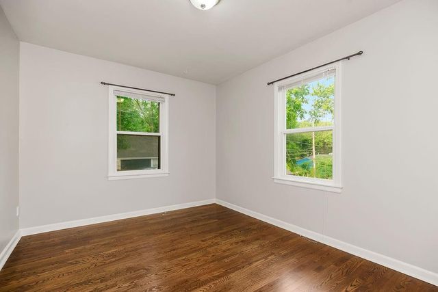 319 E 82nd Street, Kansas City, MO 64114