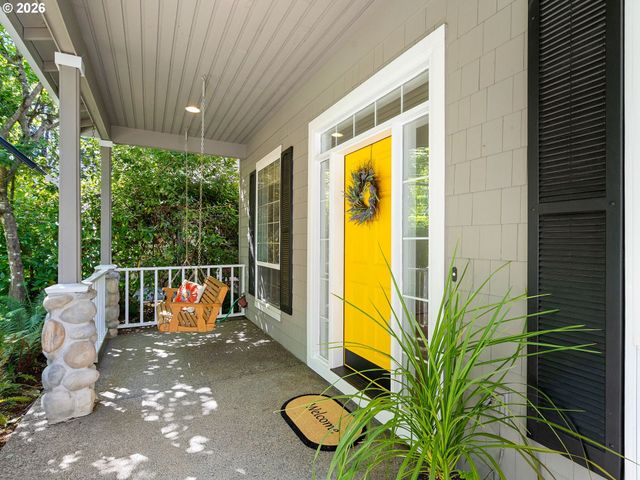 1078 Ne PARKS EDGE Cir, Hillsboro, OR 97124