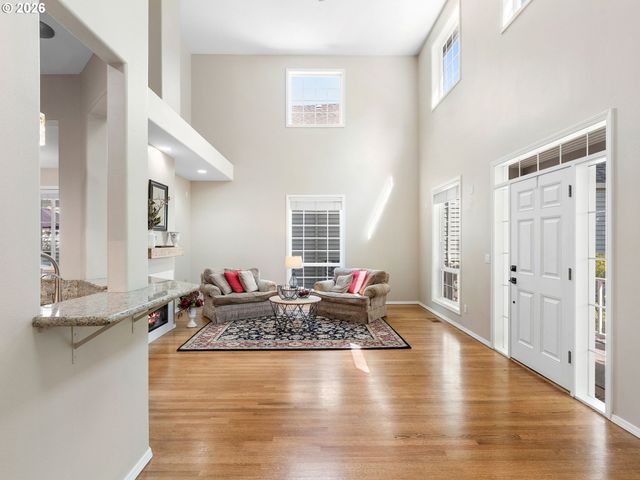 1078 Ne PARKS EDGE Cir, Hillsboro, OR 97124