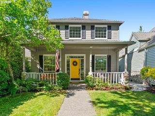 1078 Ne PARKS EDGE Cir, Hillsboro, OR 97124