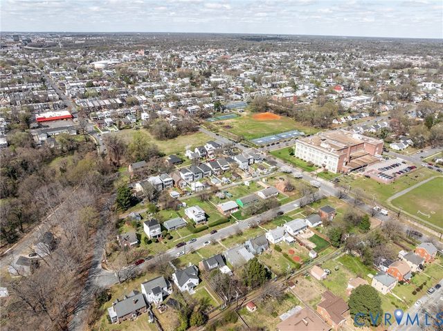 605 N 38th St, Richmond, VA 23223