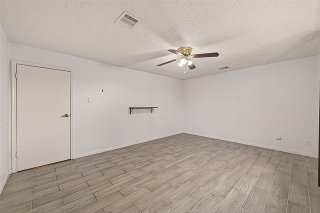 11331 Oakcenter Drive, Houston, TX 77072