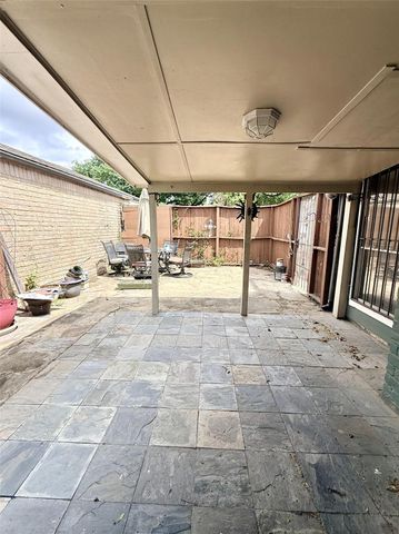 11331 Oakcenter Drive, Houston, TX 77072