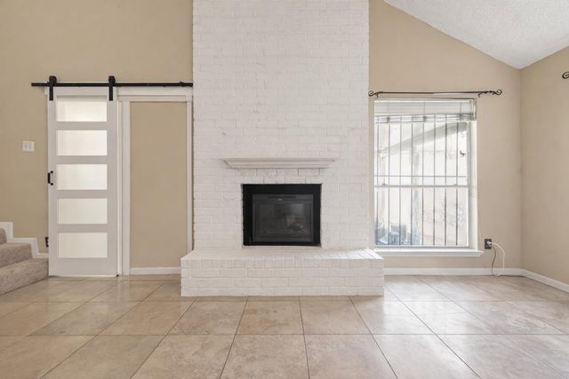 11331 Oakcenter Drive, Houston, TX 77072