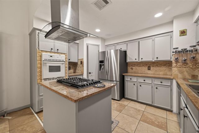 11331 Oakcenter Drive, Houston, TX 77072