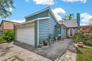 11331 Oakcenter Drive, Houston, TX 77072
