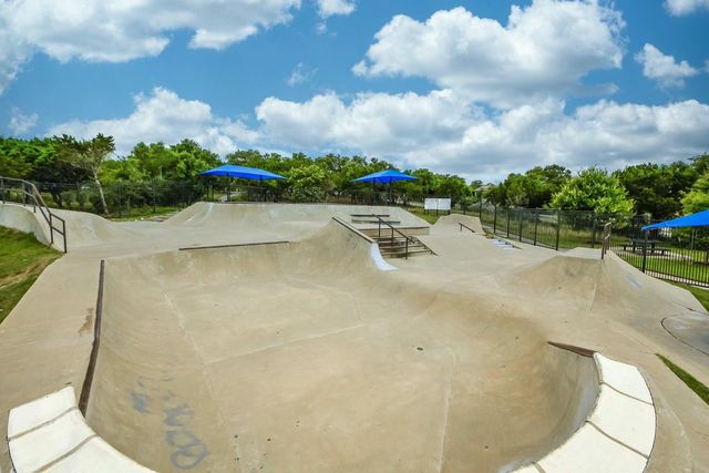 4 Casa Verde, Lakeway, TX 78734