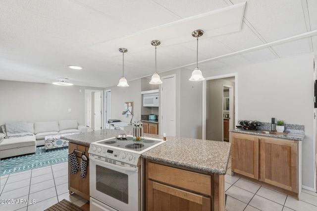 26630 S MARICOPA Place, Sun Lakes, AZ 85248