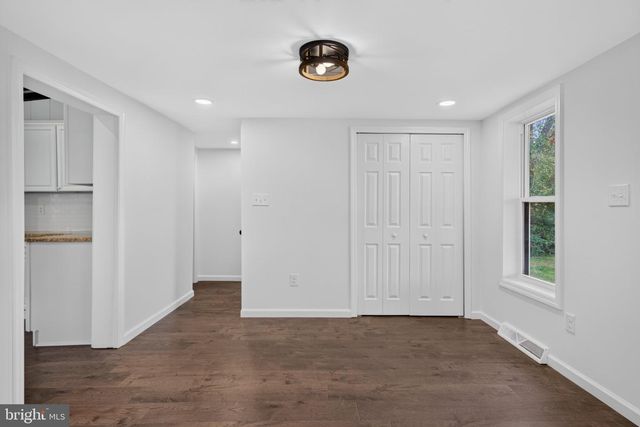 10 W FACTORY RD, Berlin, NJ 08009