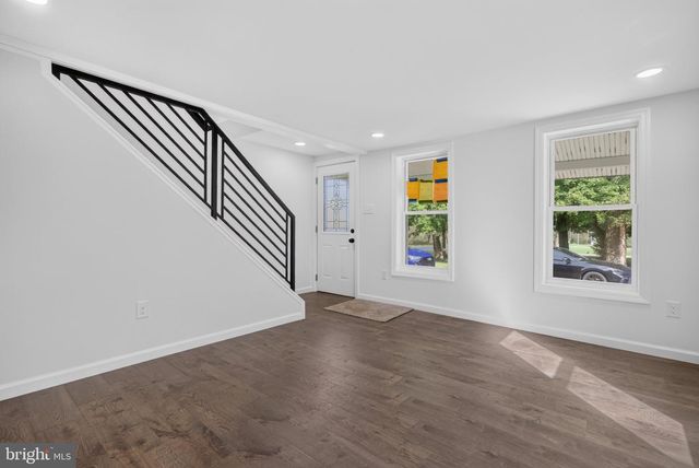 10 W FACTORY RD, Berlin, NJ 08009