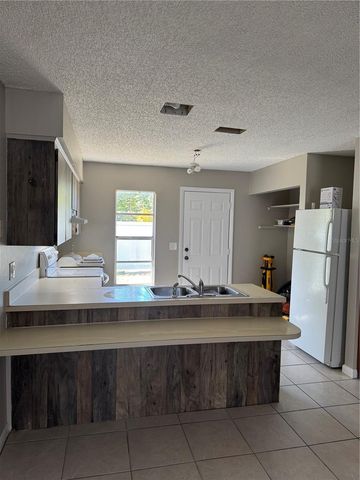912 SHIRLEY ANN TRAIL, Lakeland, FL 33809