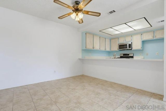 203 Carissa, Oceanside, CA 92057