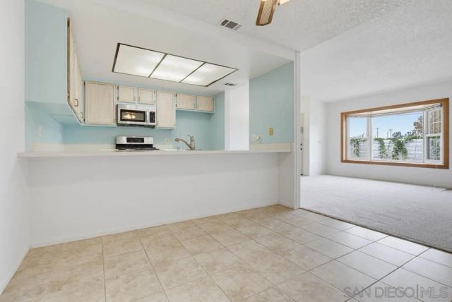 203 Carissa, Oceanside, CA 92057
