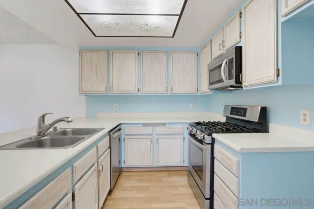 203 Carissa, Oceanside, CA 92057