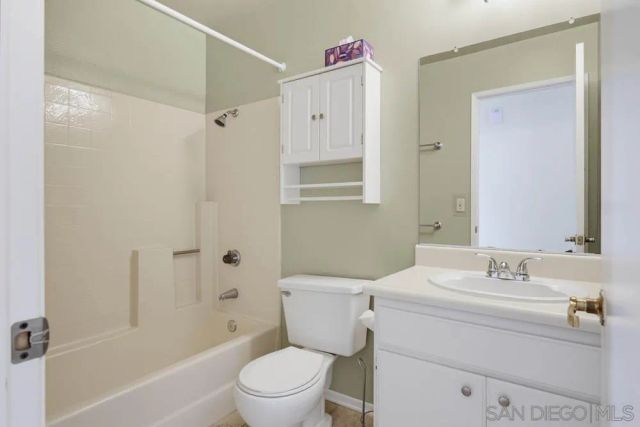203 Carissa, Oceanside, CA 92057