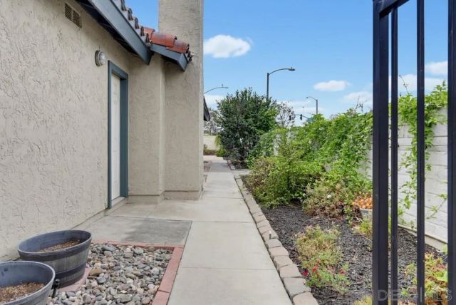 203 Carissa, Oceanside, CA 92057