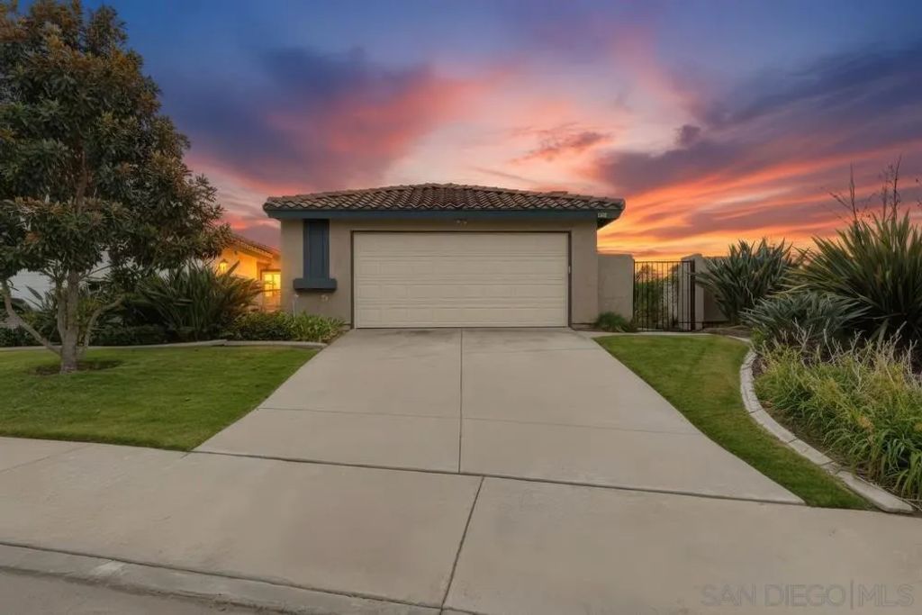 203 Carissa, Oceanside, CA 92057