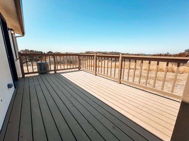 5566 amos, Burson, CA 95225