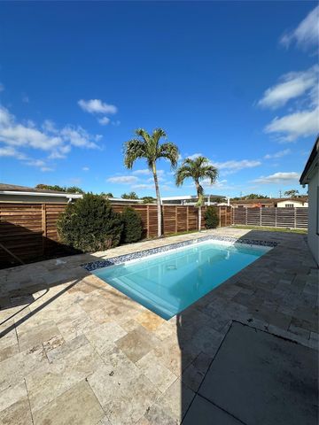 7210 Mckinley Street, Hollywood, FL 33024