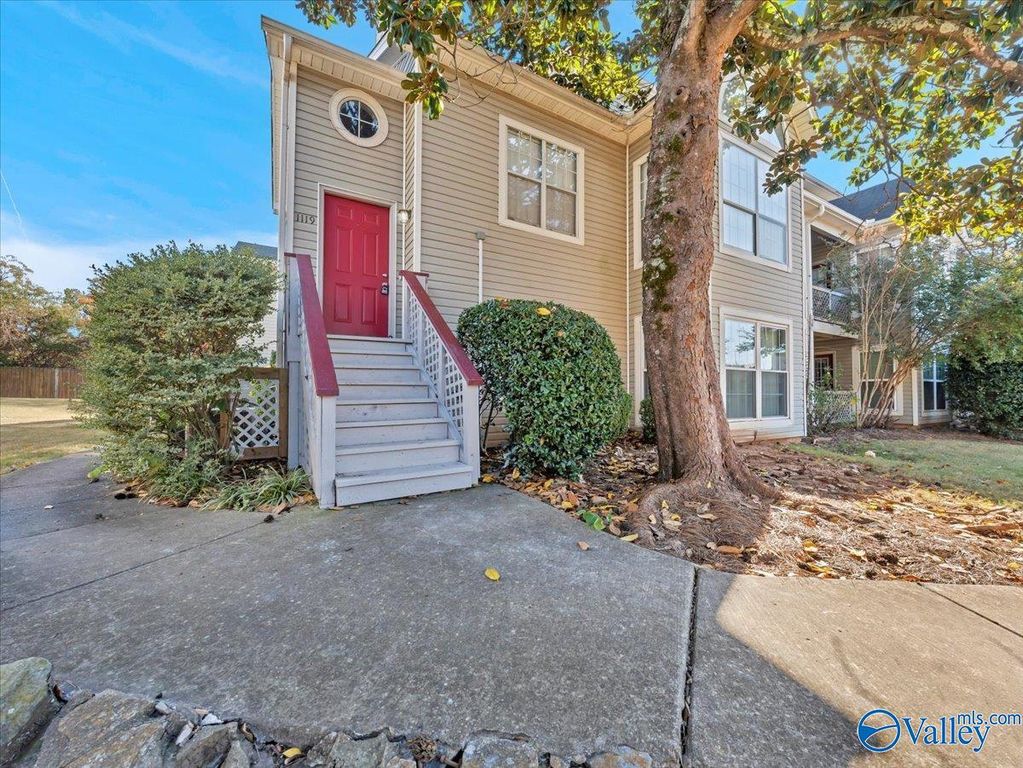 1119 Stones Throw Drive NW 1119, Huntsville, AL 35806