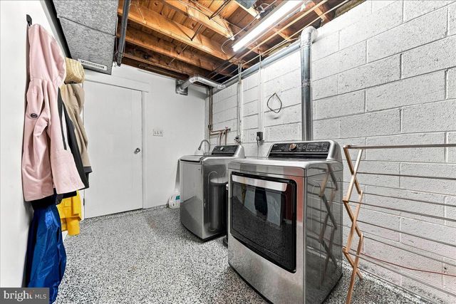 564 PUGH RD, Wayne, PA 19087