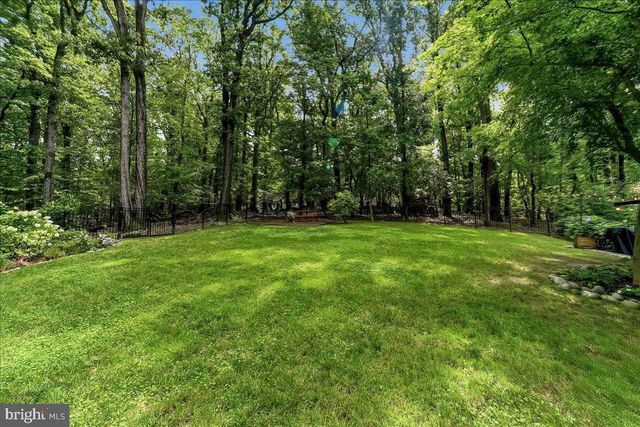 564 PUGH RD, Wayne, PA 19087