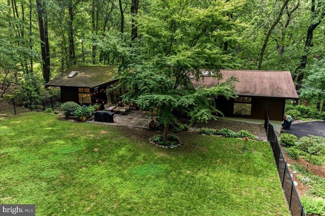 564 PUGH RD, Wayne, PA 19087