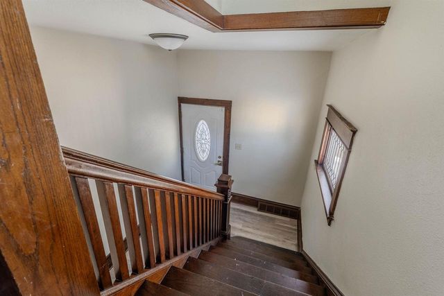 630 JACKSON STREET, Oshkosh, WI 54901