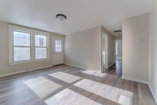 630 JACKSON STREET, Oshkosh, WI 54901