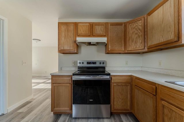 630 JACKSON STREET, Oshkosh, WI 54901