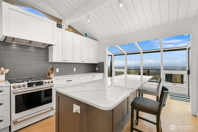 1749 Sapphire Trail, Bellingham, WA 98226