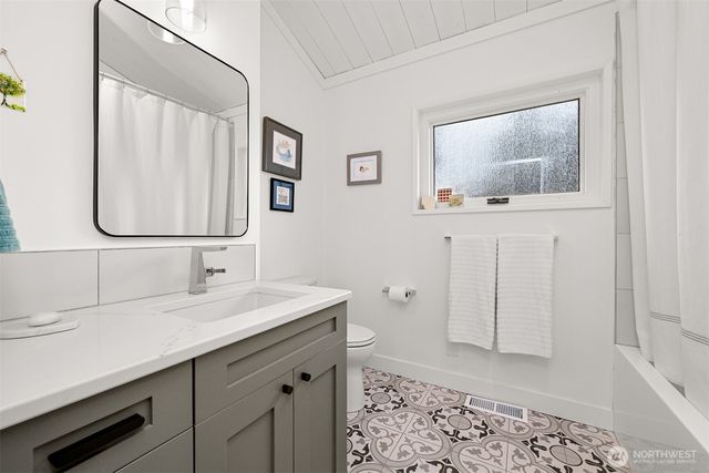 1749 Sapphire Trail, Bellingham, WA 98226