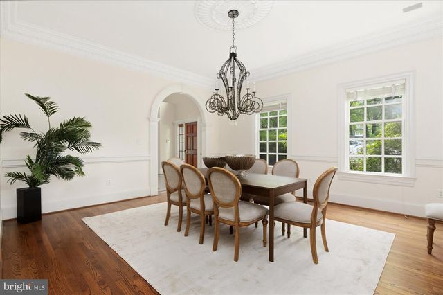 4115 40TH PL N, Arlington, VA 22207