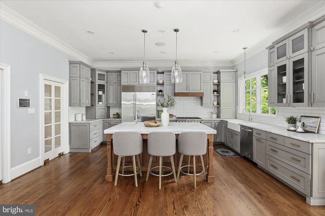 4115 40TH PL N, Arlington, VA 22207