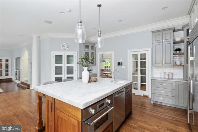 4115 40TH PL N, Arlington, VA 22207