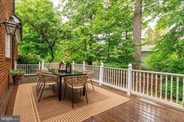 4115 40TH PL N, Arlington, VA 22207