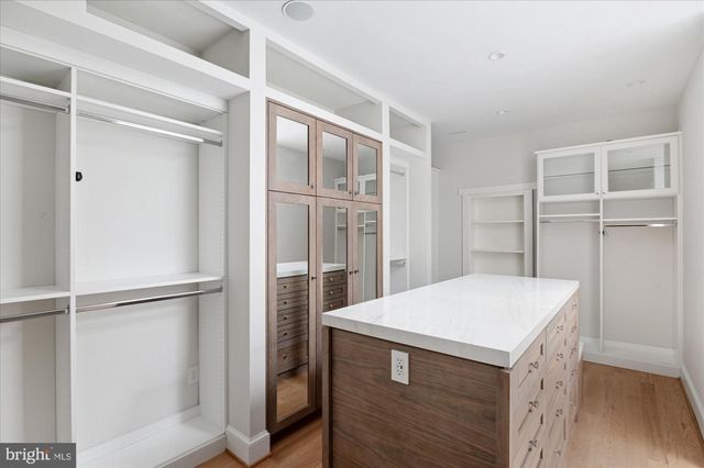 4115 40TH PL N, Arlington, VA 22207