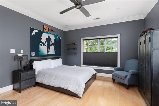 4115 40TH PL N, Arlington, VA 22207