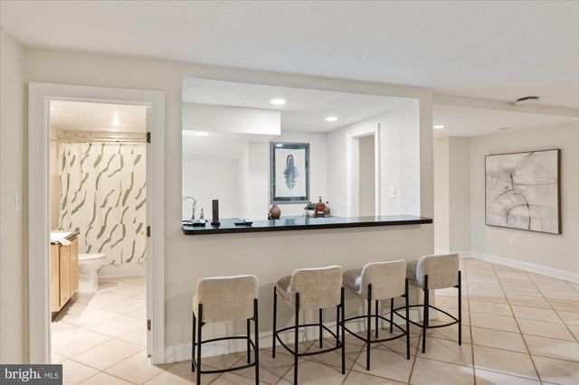 4115 40TH PL N, Arlington, VA 22207