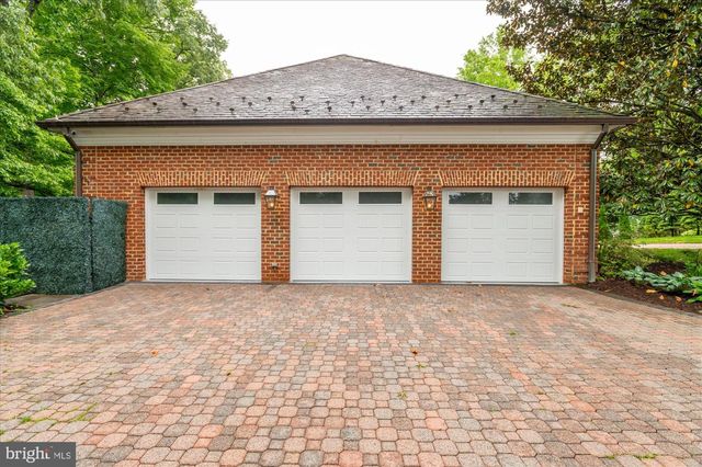 4115 40TH PL N, Arlington, VA 22207