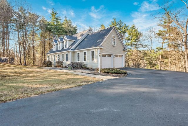 18 Stonebridge Rd, Groveland, MA 01834